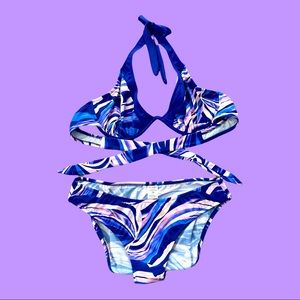 Venus size 12 bottoms and 38DD bikini top